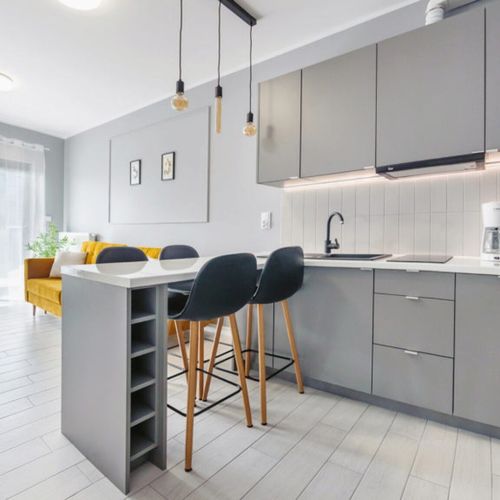 Apartament 4-osobowy częściowy z widokiem na morze