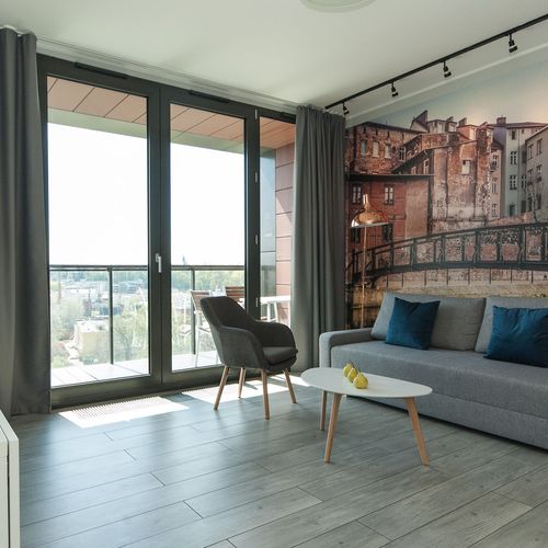 Apartament cu balcon cu vedere spre râu cu 2 camere pentru 4 pers.