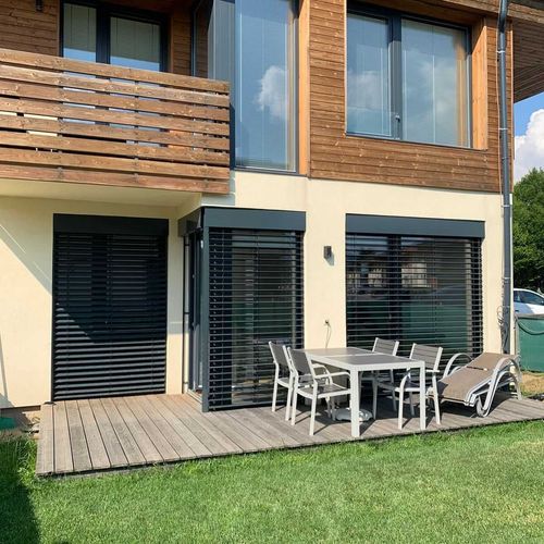 Apartament cu duș cu chicinetă proprie cu 2 camere pentru 6 pers.