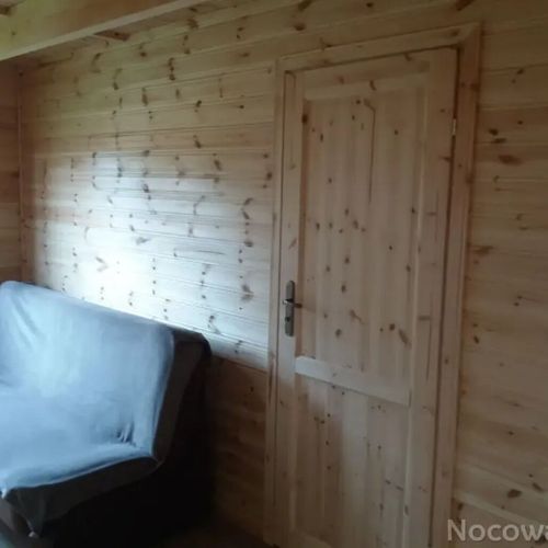 Cabană cu duș cu grădină pentru 6 pers. (se inchirieaza doar integral)