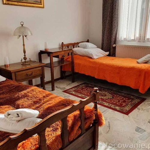 Pokój 2-osobowy z balkonem (możliwa dostawka)