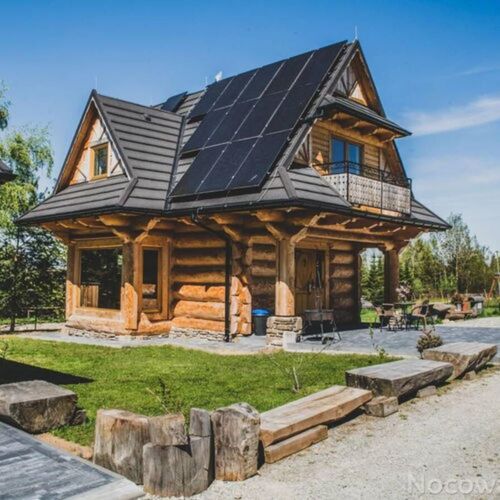 Cabană cu grădină cu vedere spre munte pentru 8 pers. (se inchirieaza doar integral)
