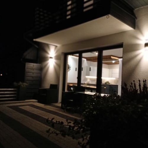 Apartman se sprchou se zahradou pro 10 os. se 4 ložnicemi