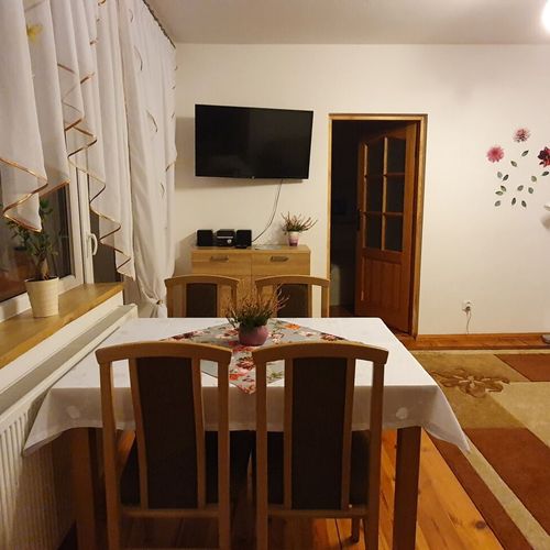 Apartament 4-osobowy "A" z 2 pomieszczeniami sypialnianymi