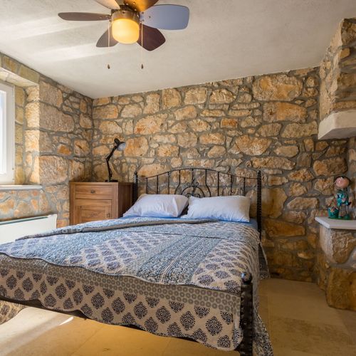 Apartament tourist family cu 3 camere pentru 6 pers.