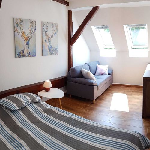 Apartman se sprchou s vlastní kuchyňkou pro 4 os. se 2 ložnicemi (s možností přistýlky)