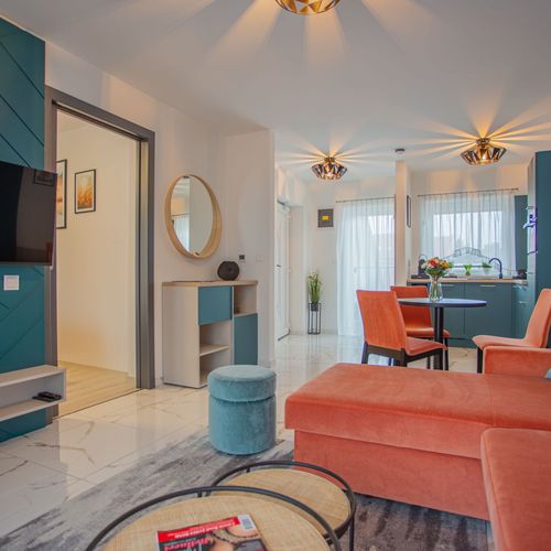 Apartament penthouse cu terasă cu 2 camere pentru 4 pers.