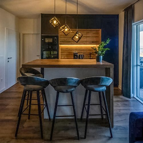 Apartament pentru 4 pers. (se inchirieaza doar integral)