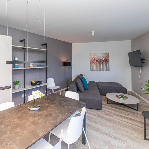 Apartament pentru 4 pers. (se inchirieaza doar integral)