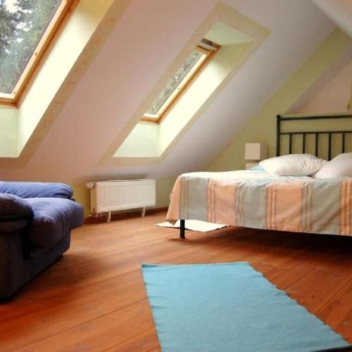 Apartament cu baie cu vedere spre grădină cu 2 camere pentru 5 pers.