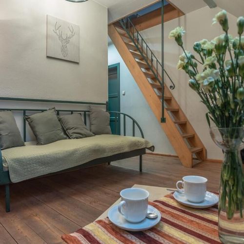 Apartament studio cu vedere spre grădină cu 2 camere pentru 4 pers.
