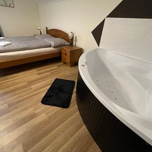 Apartament 5-osobowy Premia Przyjazny podróżom rodzinnym z 2 pomieszczeniami sypialnianymi