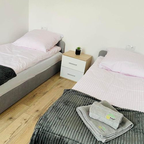 Apartament 4-osobowy na piętrze Premium z 1 pomieszczeniem sypialnianym