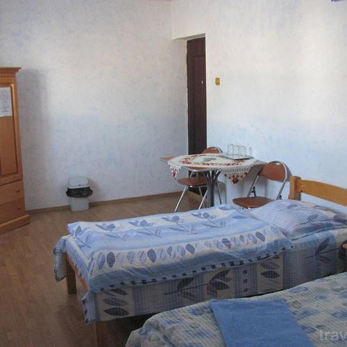 Camera tripla family cu baie