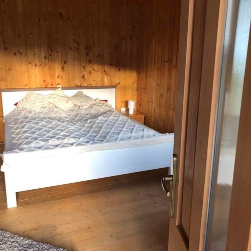 Pokój 5-osobowy cały dom z widokiem na jezioro (możliwa dostawka)