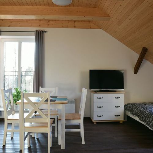 Apartament 4-osobowy Superior z prysznicem
