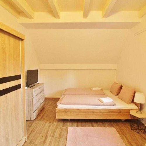 Apartament 4-osobowy z prysznicem z własną kuchnią z 2 pomieszczeniami sypialnianymi