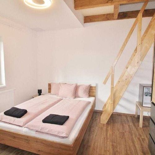 Apartament 5-osobowy z prysznicem z własną kuchnią z 2 pomieszczeniami sypialnianymi