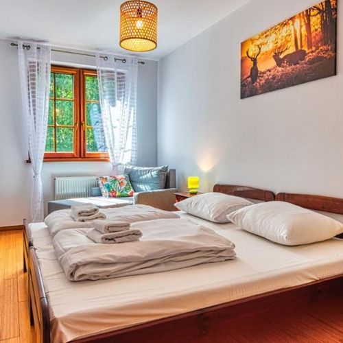 Apartament 6-osobowy z balkonem z 2 pomieszczeniami sypialnianymi