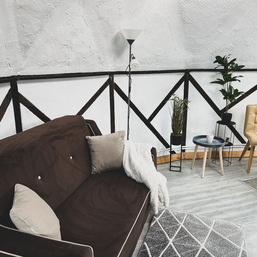 Bungalow pentru 2 pers. (se inchirieaza doar integral)