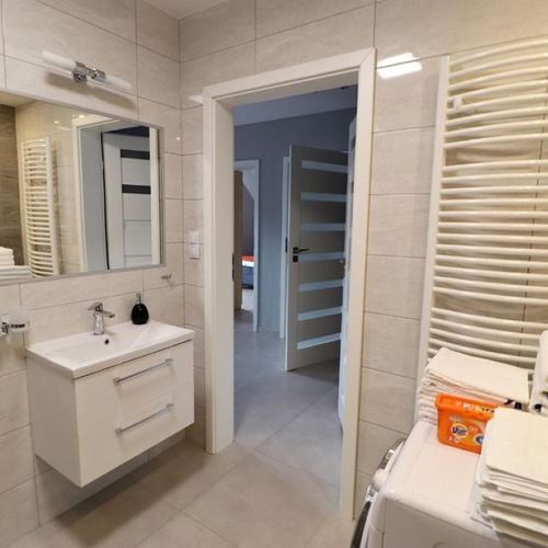 Apartament 10-osobowy z 4 pomieszczeniami sypialnianymi