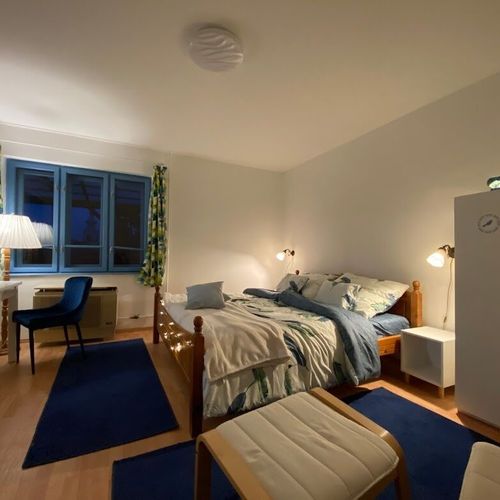 Apartament întreaga unitate cu terasă pentru 4 pers. (se inchirieaza doar integral) (se poate solicita pat suplimentar)
