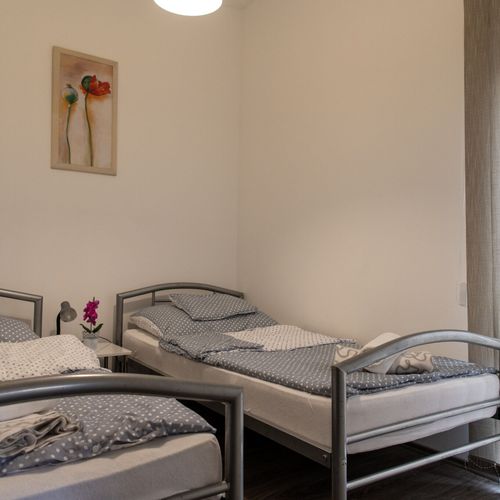Rodinný Apartman pro 4 os. s 1 ložnicí s výhledem do dvora