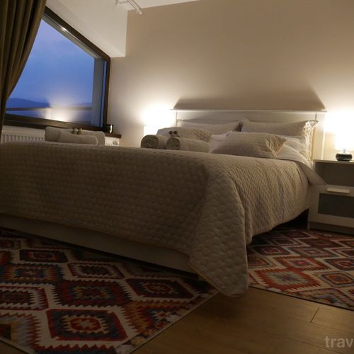 Pokój 2-osobowy na piętrze z widokiem na góry (możliwa dostawka)