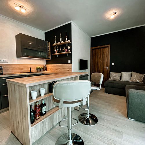 Apartament 4-osobowy Romantyczny Penthouse z 2 pomieszczeniami sypialnianymi