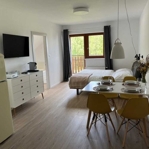 Apartament cu duș cu bucătărie proprie pentru 4 pers. (se poate solicita pat suplimentar)