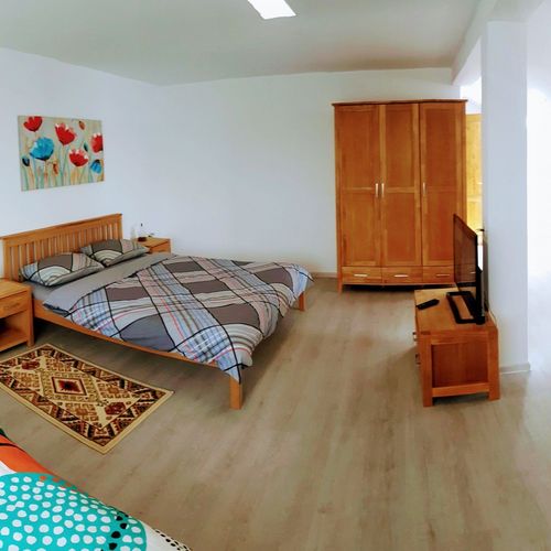 Camera cvadrupla confort xL (se poate solicita pat suplimentar)