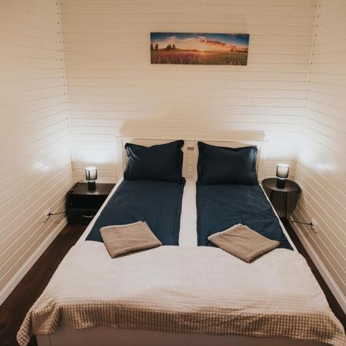 Bungalow pentru 4 pers. (se inchirieaza doar integral)