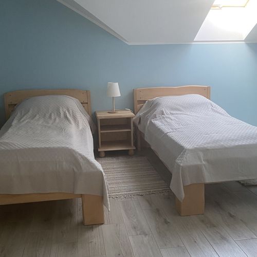 Apartament 4-osobowy Przyjazny podróżom rodzinnym z antresolą z 1 pomieszczeniem sypialnianym