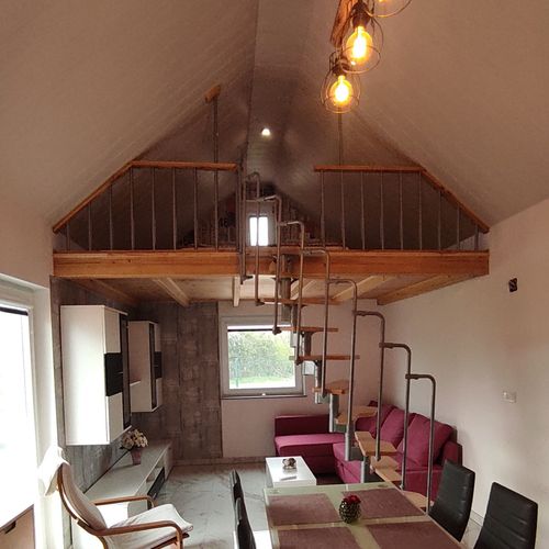 Apartament 4-osobowy z antresolą z klimatyzacją