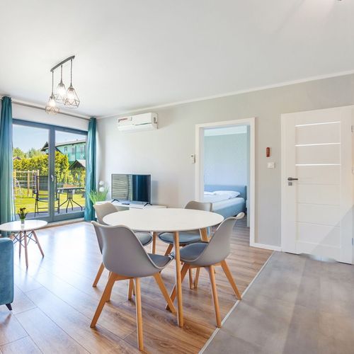 Apartament pentru 4 pers. (se inchirieaza doar integral)