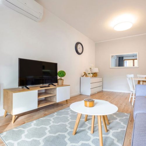 Apartament pentru 4 pers. (se inchirieaza doar integral)