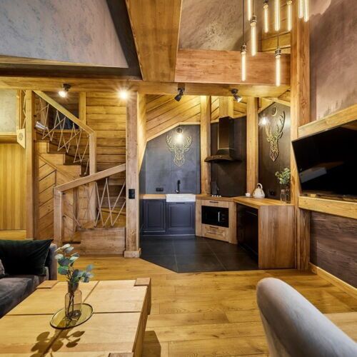 Apartament 6-osobowy Apartament dwupoziomowy (bez dostępu do strefy SPA) z 3 pomieszczeniami sypialnianymi