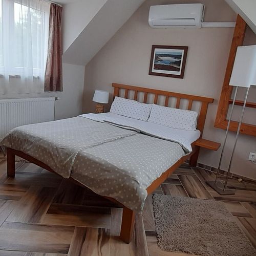 Suita family familial(ă) cu 2 camere pentru 5 pers.