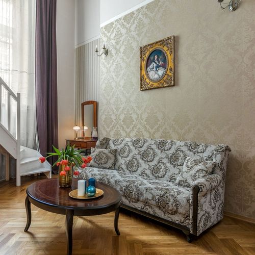 Apartament palace maisonetă cu 2 camere pentru 4 pers.