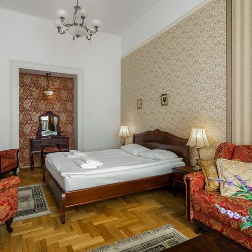 Apartament deluxe palace cu 1 camera pentru 4 pers.