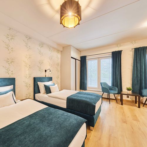 Apartman se sprchou s privátní koupelnou mimo apartmán pro 2 os.