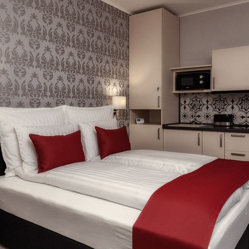 Apartament romantică cu vedere spre grădină cu 1 camera pentru 2 pers.