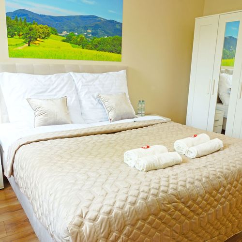 Apartament studio la etaj cu 2 camere pentru 3 pers.