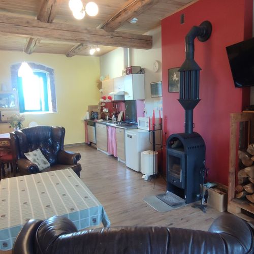 Apartament 6-osobowy z 2 pomieszczeniami sypialnianymi (możliwa dostawka)