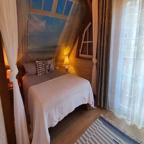 Casa rustică romantică cu panoramă pentru 8 pers. (se inchirieaza doar integral)