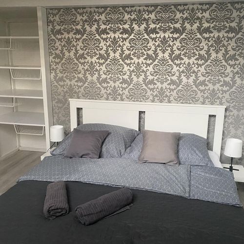 Apartament maisonetă cu vedere spre curte pentru 4 pers. (se inchirieaza doar integral) (se poate solicita pat suplimentar)