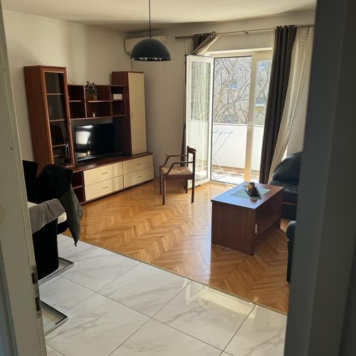 Apartament classic trip cu 2 camere pentru 4 pers.