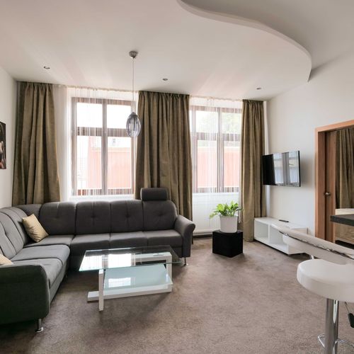 Apartman s koupelnou s vanou s manželskou postelí s 1 ložnicí