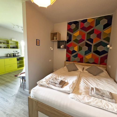 Apartament la parter cu 1 camera pentru 3 pers.