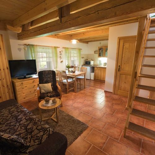 Apartament cu duș cu chicinetă proprie cu 1 camera pentru 4 pers. (se poate solicita pat suplimentar)